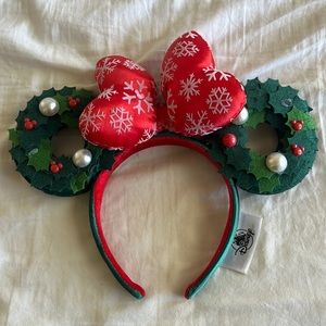 Disney wreath Holiday Ears